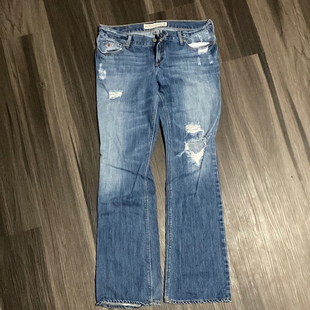 Hollister size 9